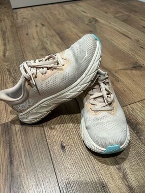 Hoka Beige Running Sneakers with Aqua Toe Accents